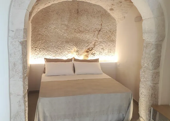 Casetta La Roccia 오스투니